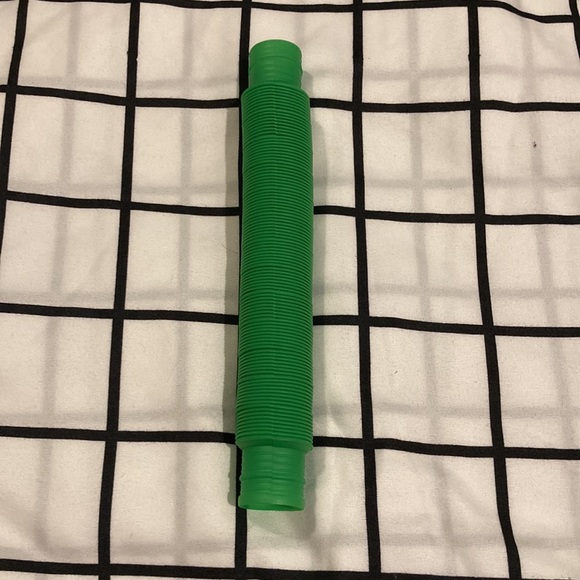 Large Pop tubes - Picture 2 of 3